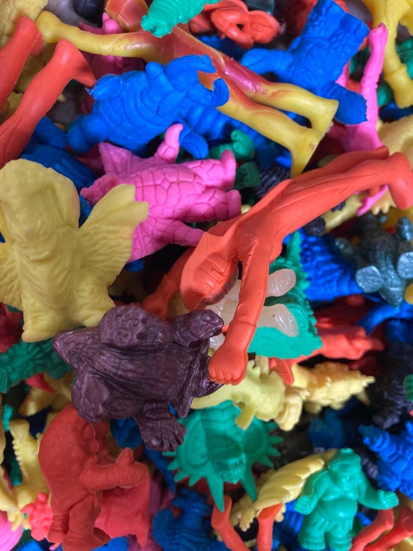 ウルトラマン消しゴム　450個！