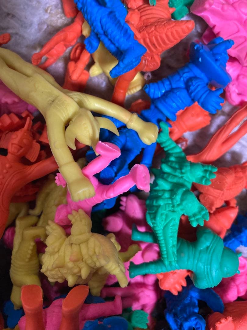 ウルトラマン消しゴム　450個！