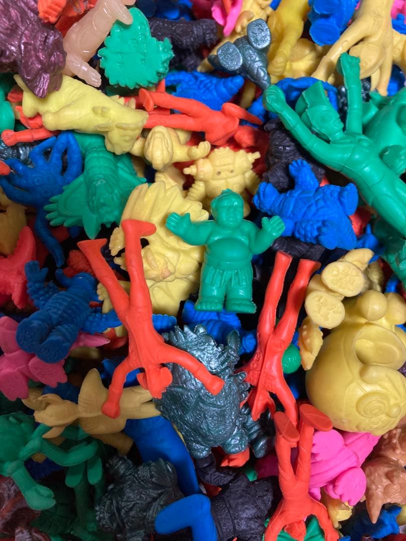 ウルトラマン消しゴム　450個！