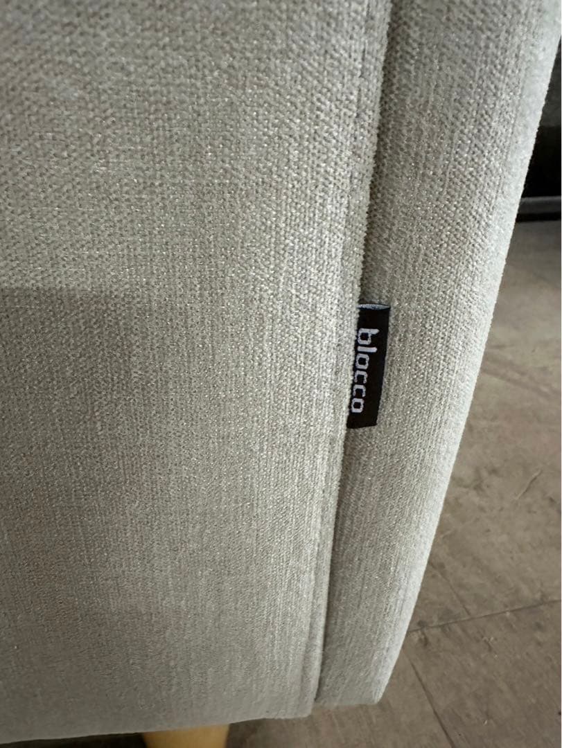 【blocco】ホワイトファブリック1人掛けソファ