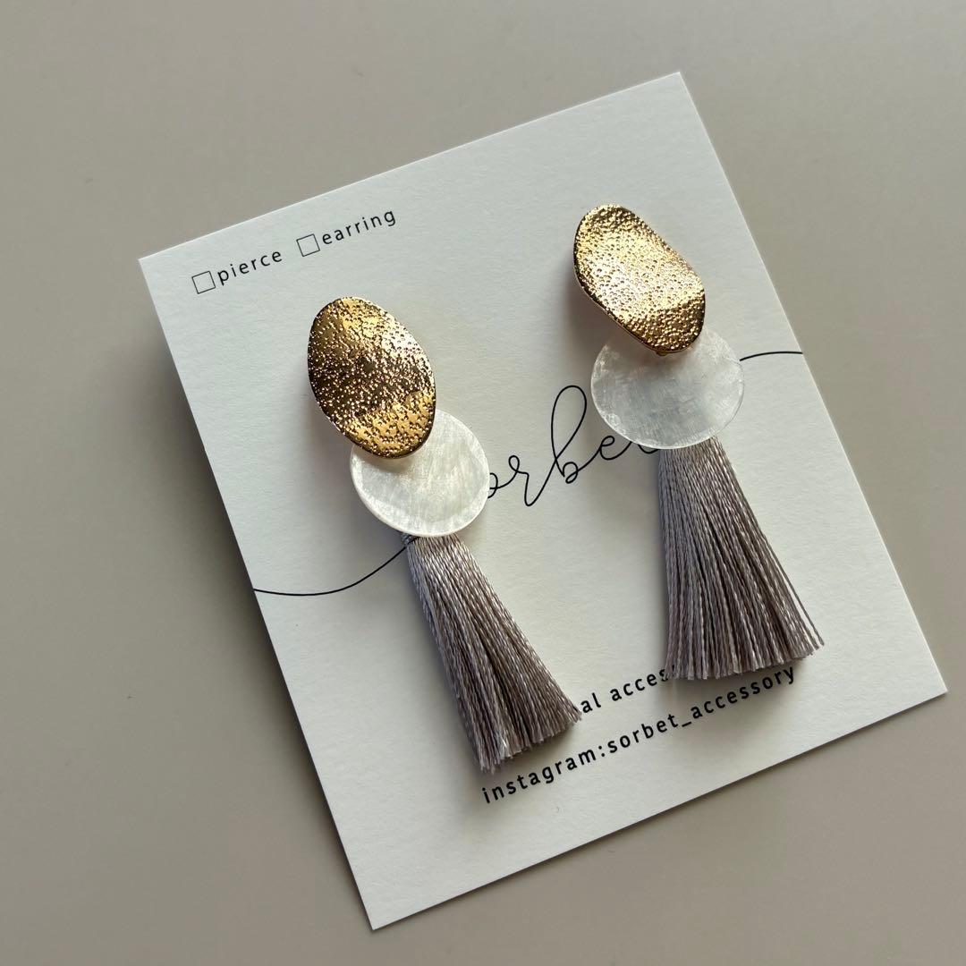 ニュアンスタッセルピアス4種