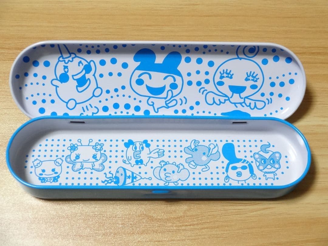 平成レトロ たまごっち 缶ペンケース - メルカリ