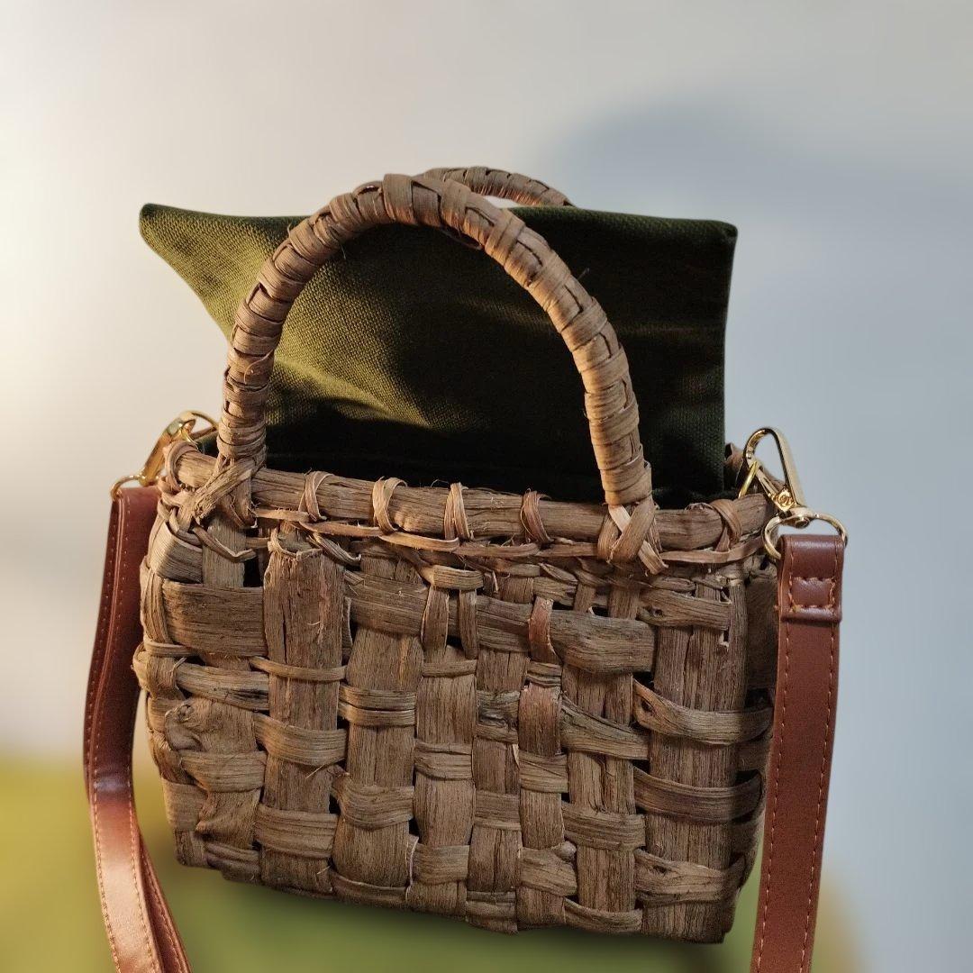 山葡萄市松編みショルダーバッグ