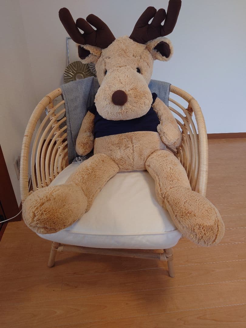 お値下げ）【非売品】VOLVO ボルボ エルク 特大ぬいぐるみ - メルカリ