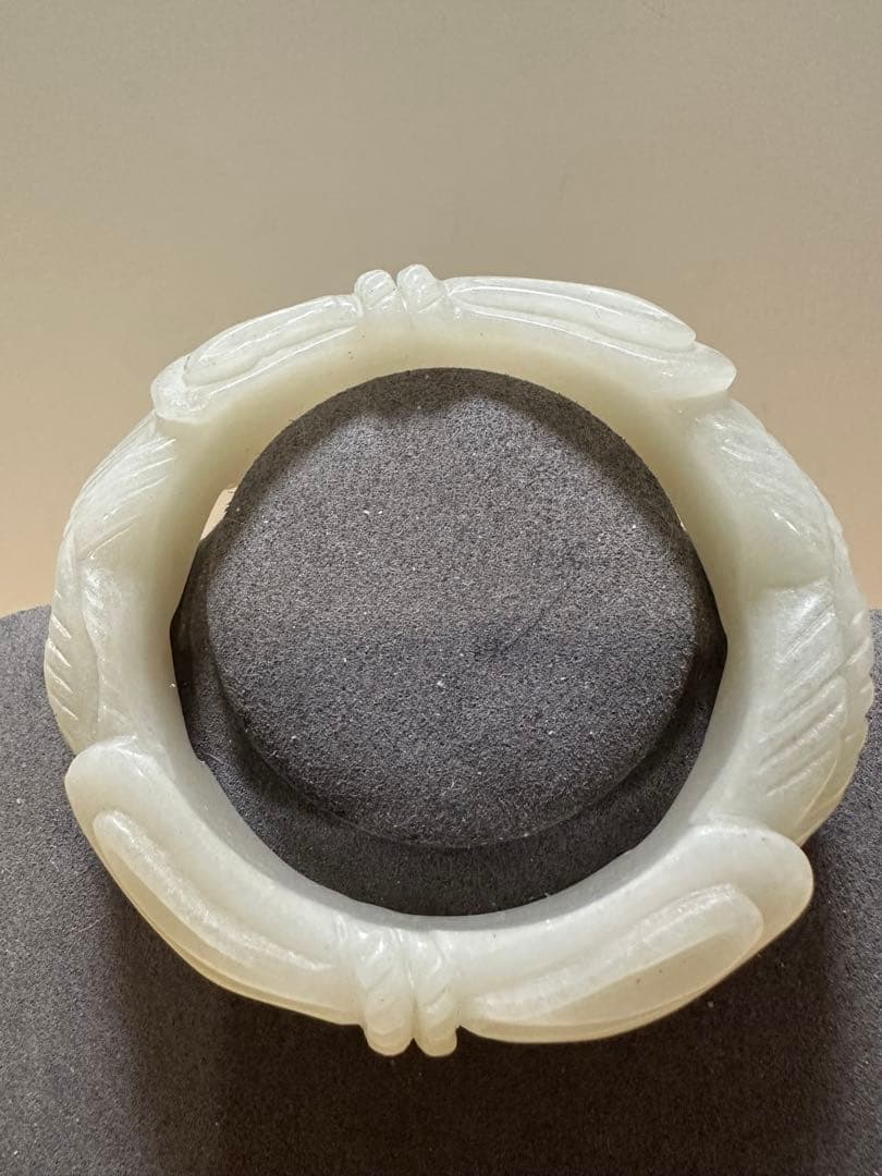 蝶々リボン　シャー太翠バングル原石