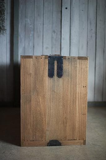 前面ガラスの引き出し3段　食器棚　収納棚　キャビネット　シャツケース　古家具