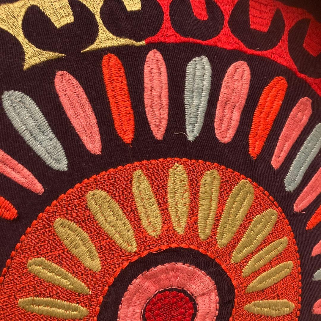 アッシュ・ペー・フランスのクッションとクッションカバー