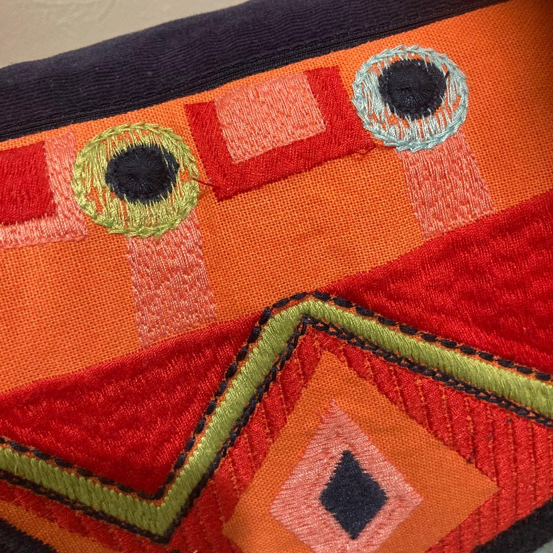 アッシュ・ペー・フランスのクッションとクッションカバー