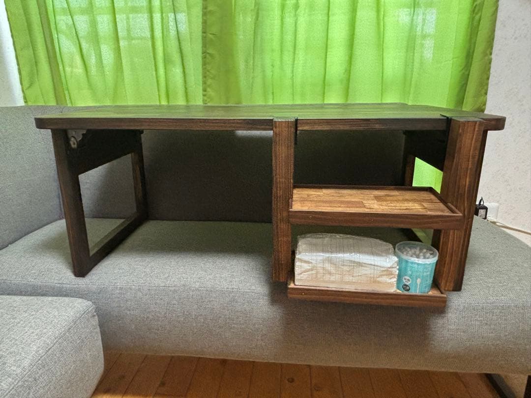 折りたたみテーブル