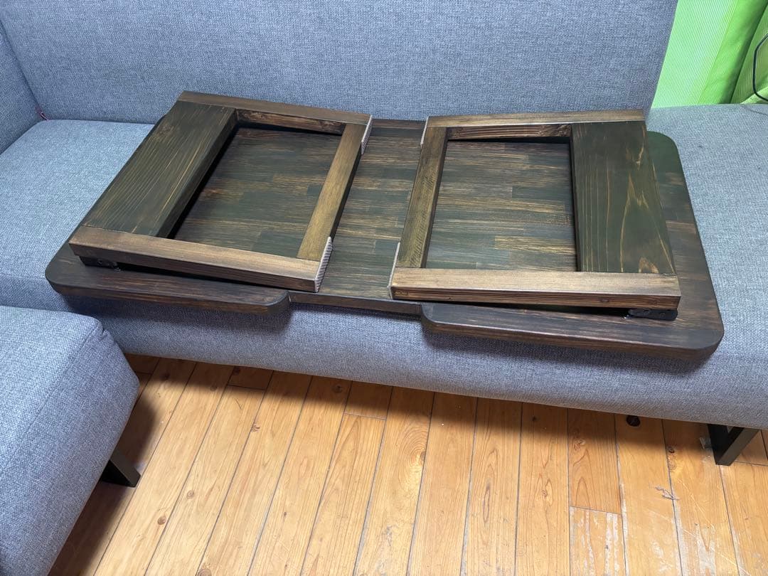 折りたたみテーブル