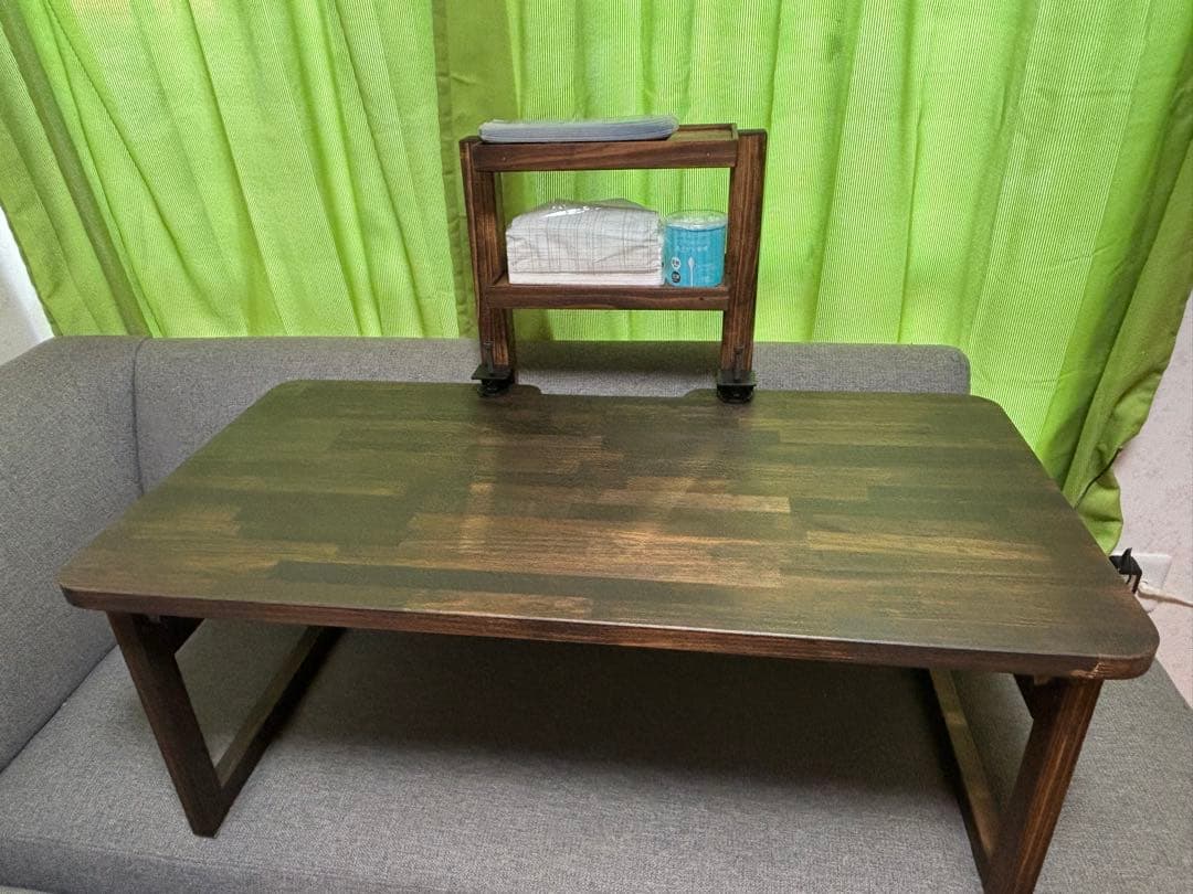 折りたたみテーブル