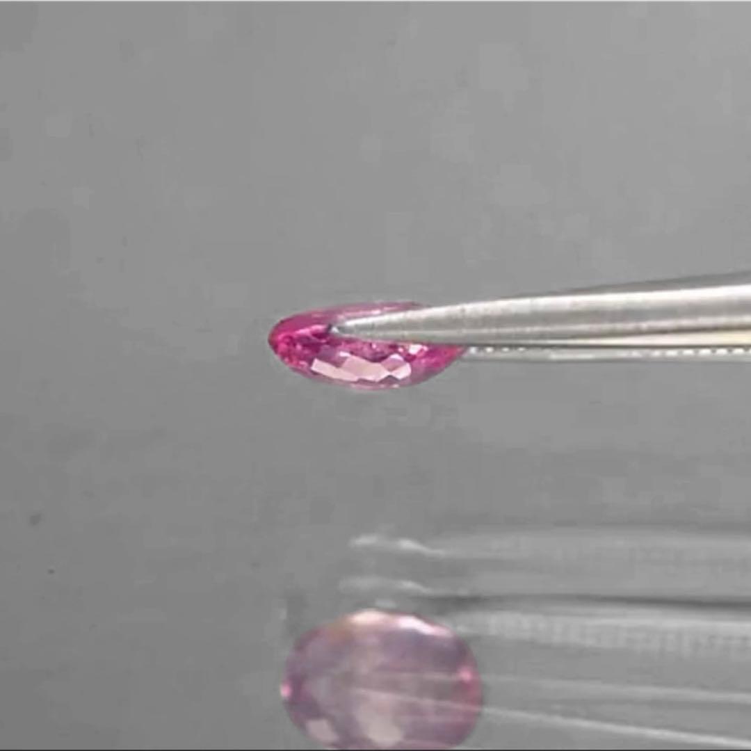 マダガスカル産 ピンクスピネル 0.71ct 天然ルース 高発色