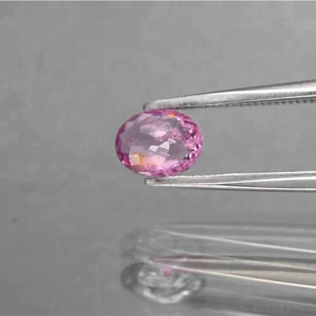 マダガスカル産 ピンクスピネル 0.71ct 天然ルース 高発色
