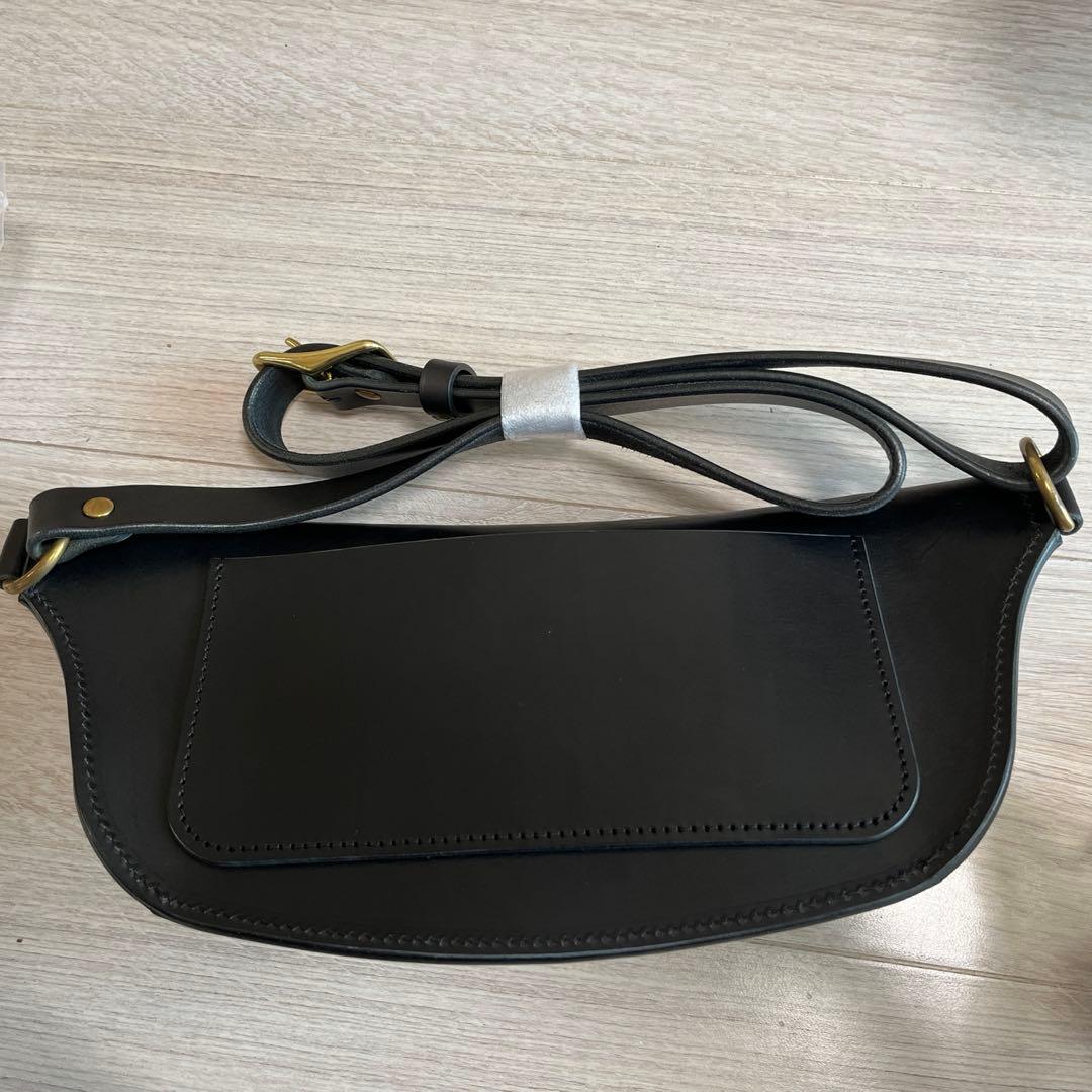 ボディバッグ　ウエストポーチ