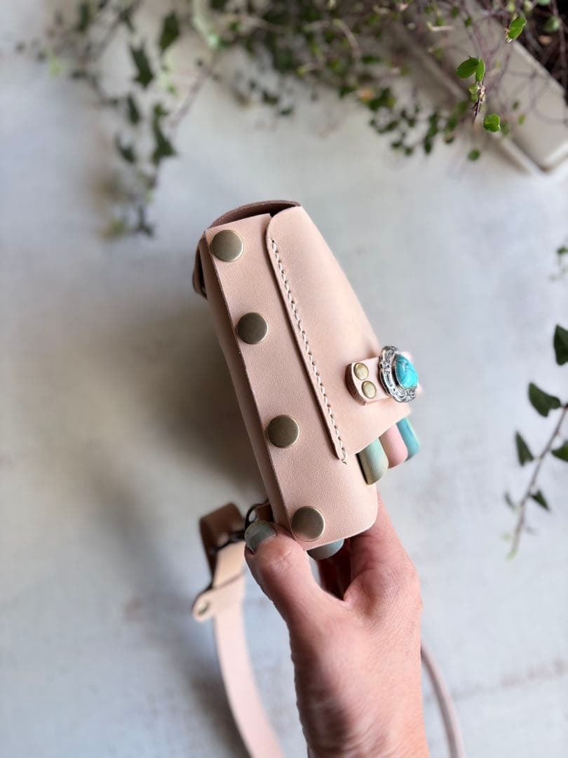 ヌメ革ナチュラル、大容量シザーケース