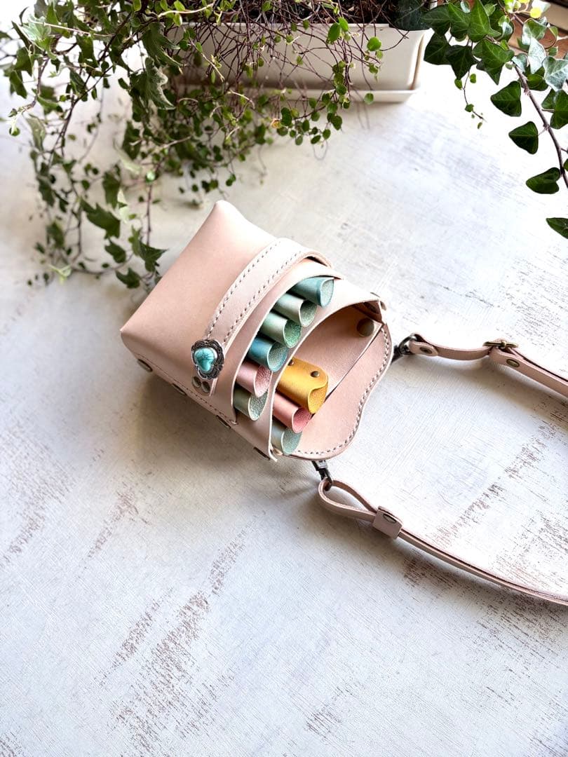 ヌメ革ナチュラル、大容量シザーケース