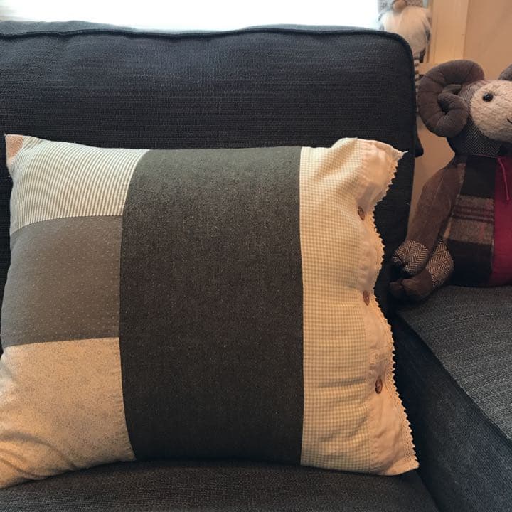 お値下げ❣️パッチワークのクッションカバー  3枚組