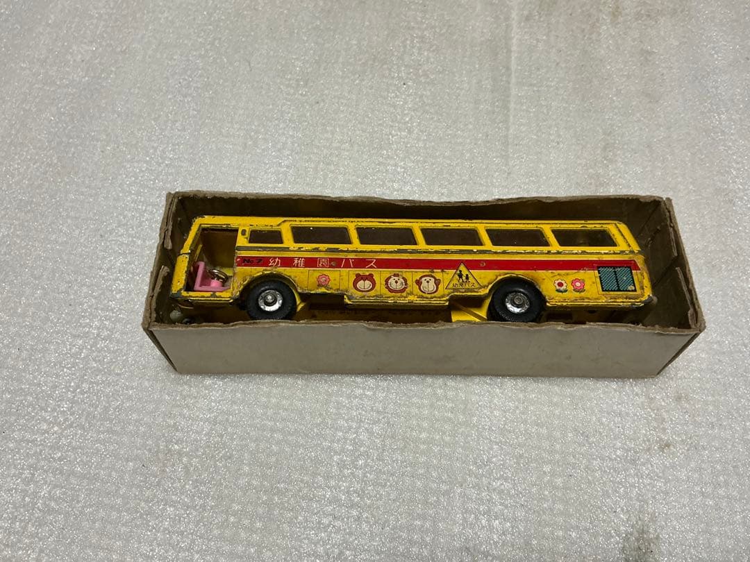 ダイヤペット／三菱ふそう・幼稚園バス。【ドアが欠品、汚れ、キズ