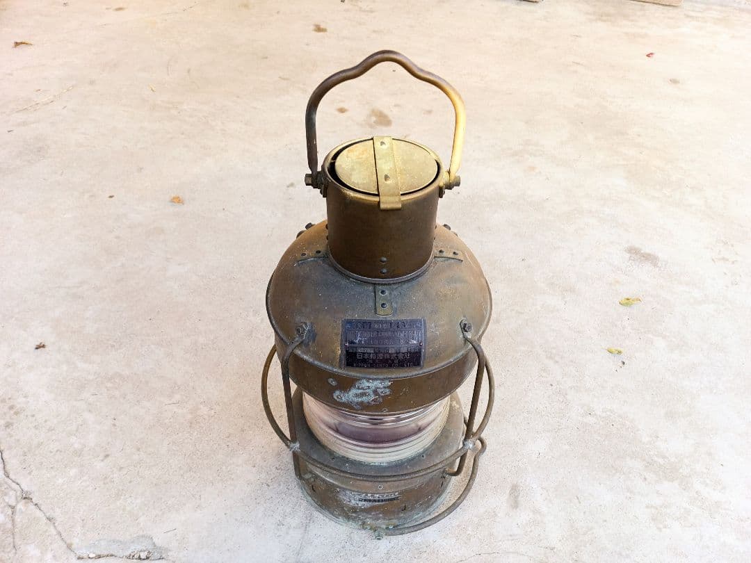 昭和33年製 日本船燈株式会社製の真鍮製石油ランプ