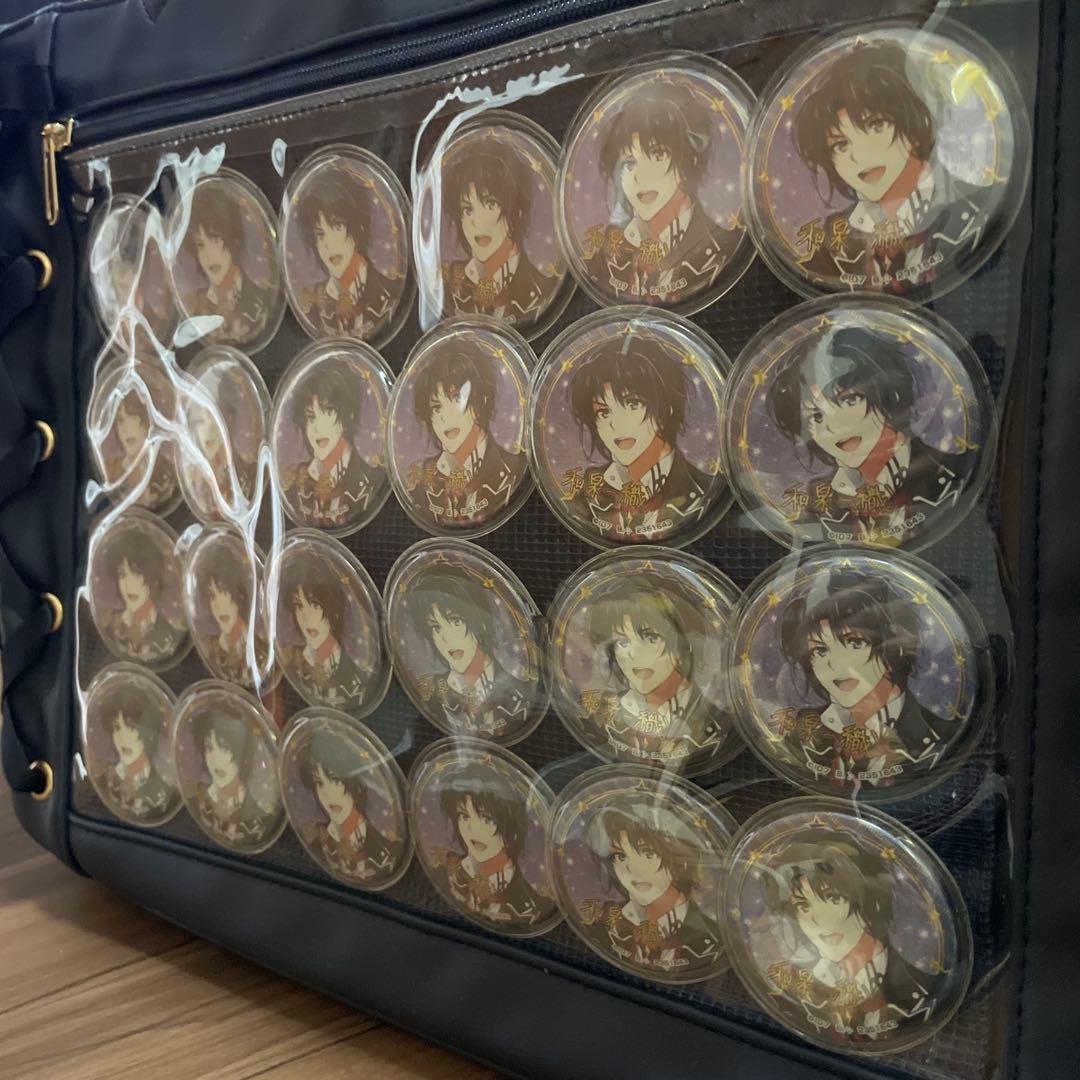 WEGO 痛バッグ ネイビー 和泉一織 缶バッジ付 - メルカリ