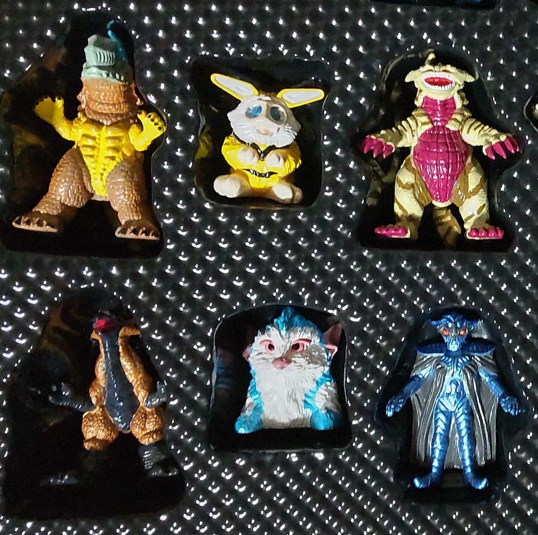 ウルトラモンスター超全集 ウルトラマンダイナ光臨編 - メルカリ