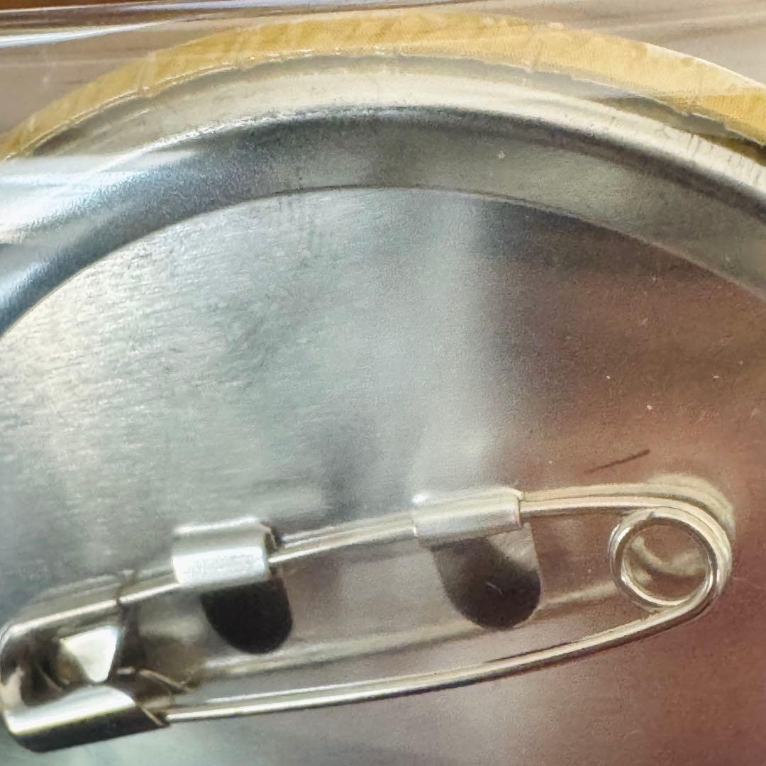 ONEPIECE 輩 缶バッジ GEAR トラファルガー ロー 麦わらストア - メルカリ