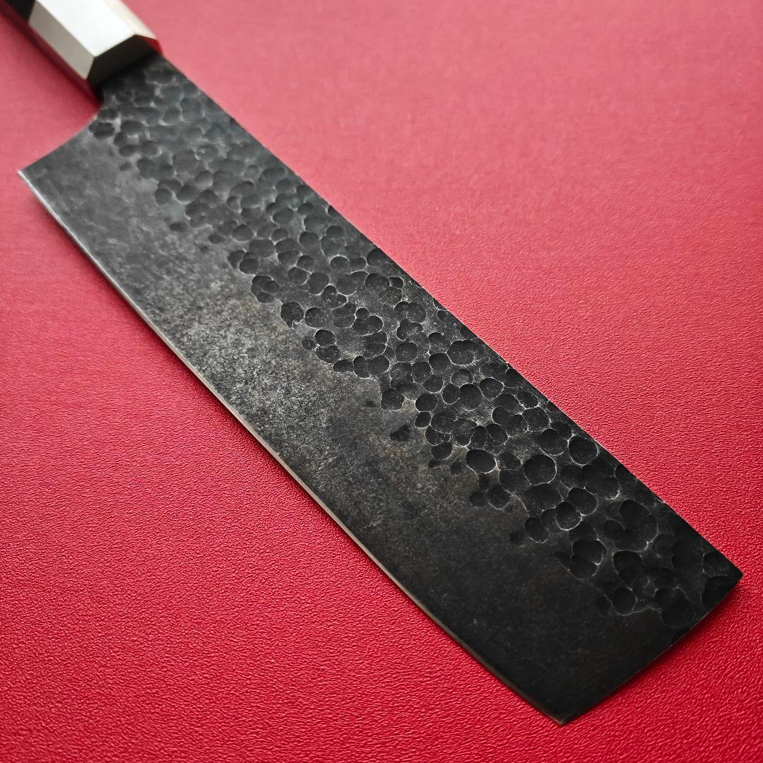 新品　鍛造VG10 黒染め　菜切り包丁　黒檀　八角柄