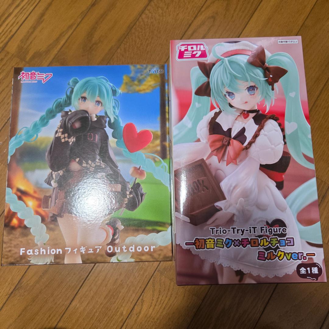 初音ミク Fashion Outdoor & チロルチョコ フィギュア② - メルカリ