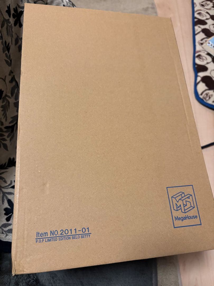 ワンピース　ベロベティ　pop