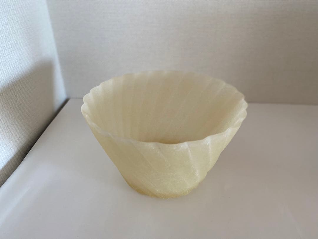 大室桃代さん　ガラス　器