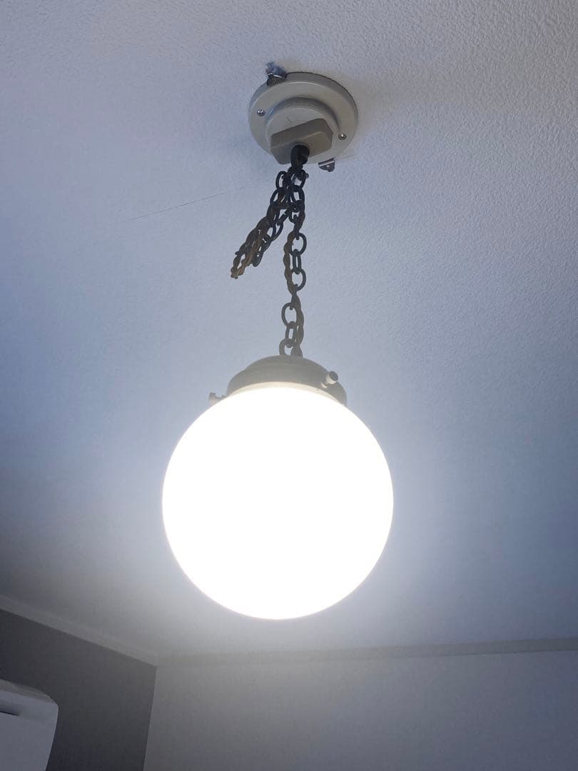 【レア、希少】フランス輸入天井シーリングランプ シーリングとライト付き！