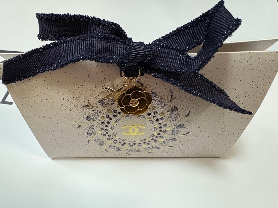 CHANEL N°5 パース　スプレイ　コメット　おまけ付き