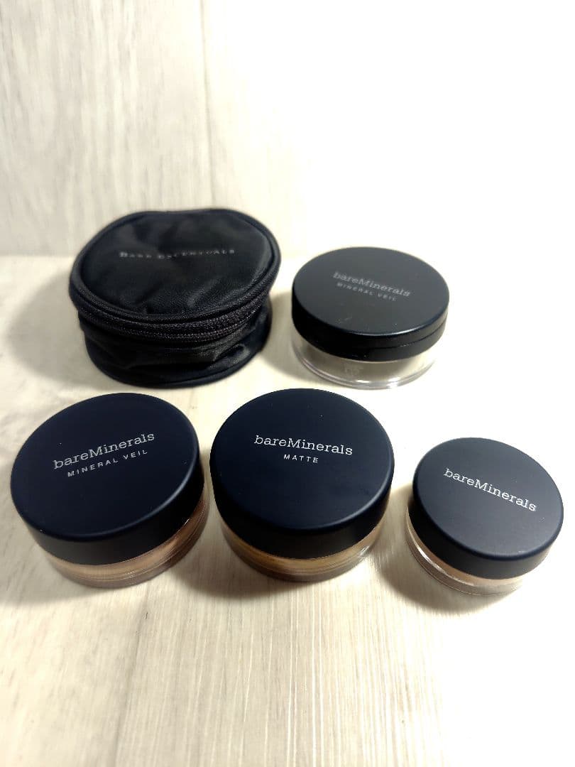 ベアミネラル　ファンデーション　コンシーラー　フェイスパウダー　ケース付き
