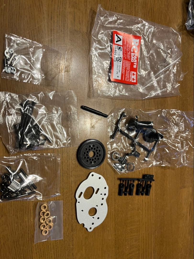 タミヤ 1/10RC Honda CR-Z (FF-03)(未組立)