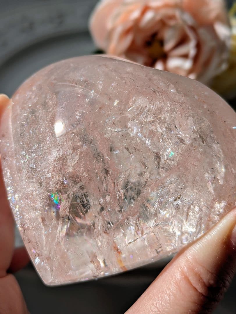 ♡ピンクアゼツライト（通称） 濃ピンク　クリアクォーツ♡　ぷっくりハート