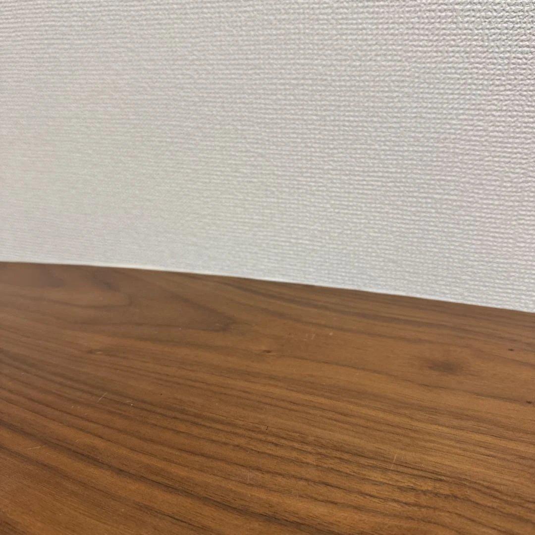 オーガニック形状 ダークブラウン木製テーブル