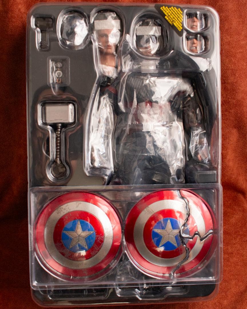 6*u様 ホットトイズ　キャプテン・アメリカ　『アベンジャーズ／エンドゲーム』