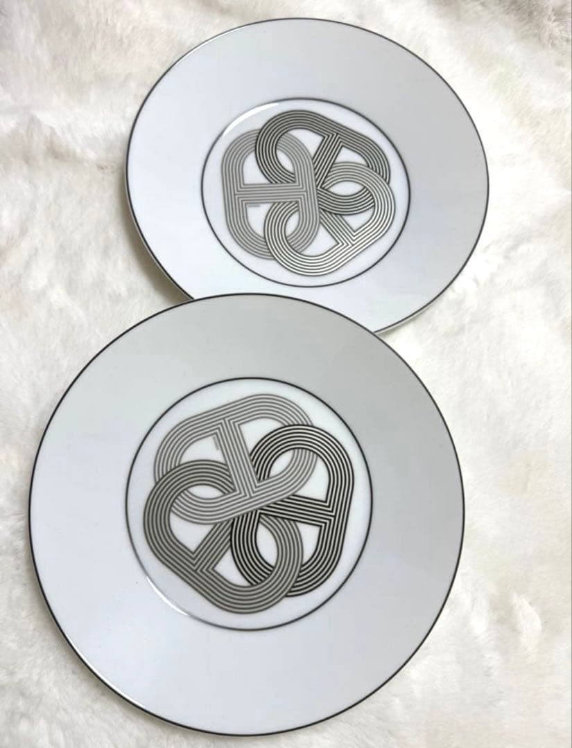 新品未使用】HERMES ラリー24 ラウンドプレート 2枚廃盤 希少 - メルカリ