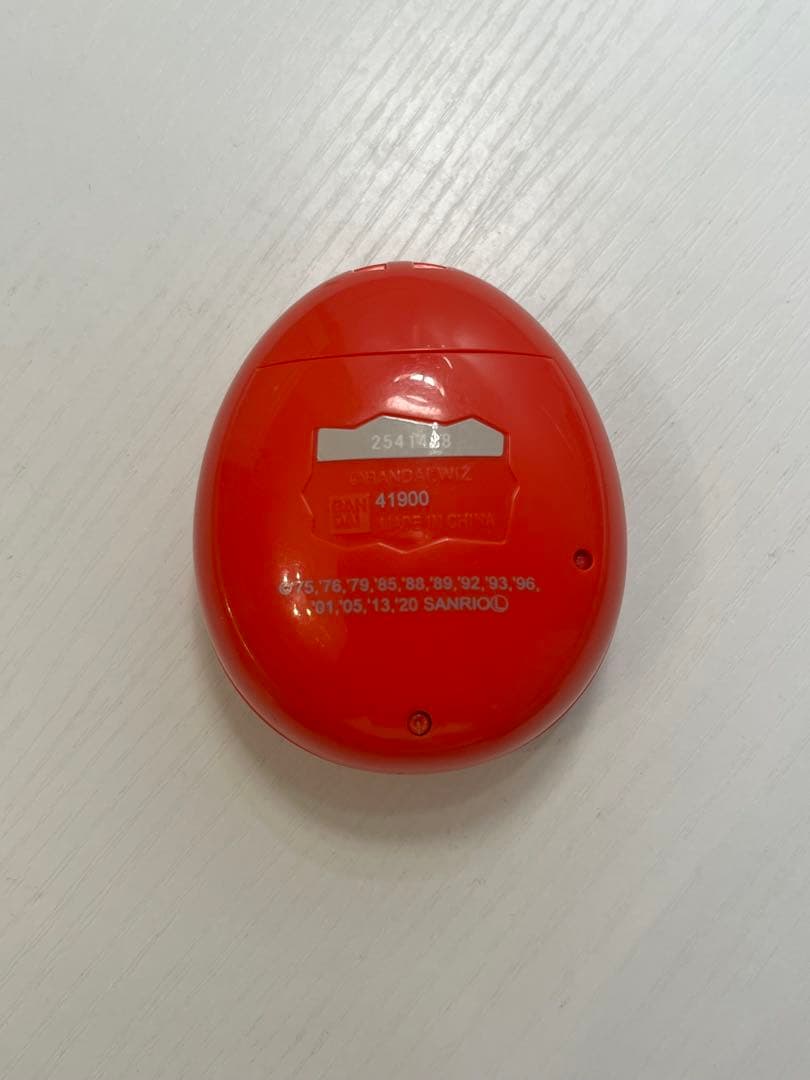 たまごっちみーつ サンリオキャラクターズ 　赤