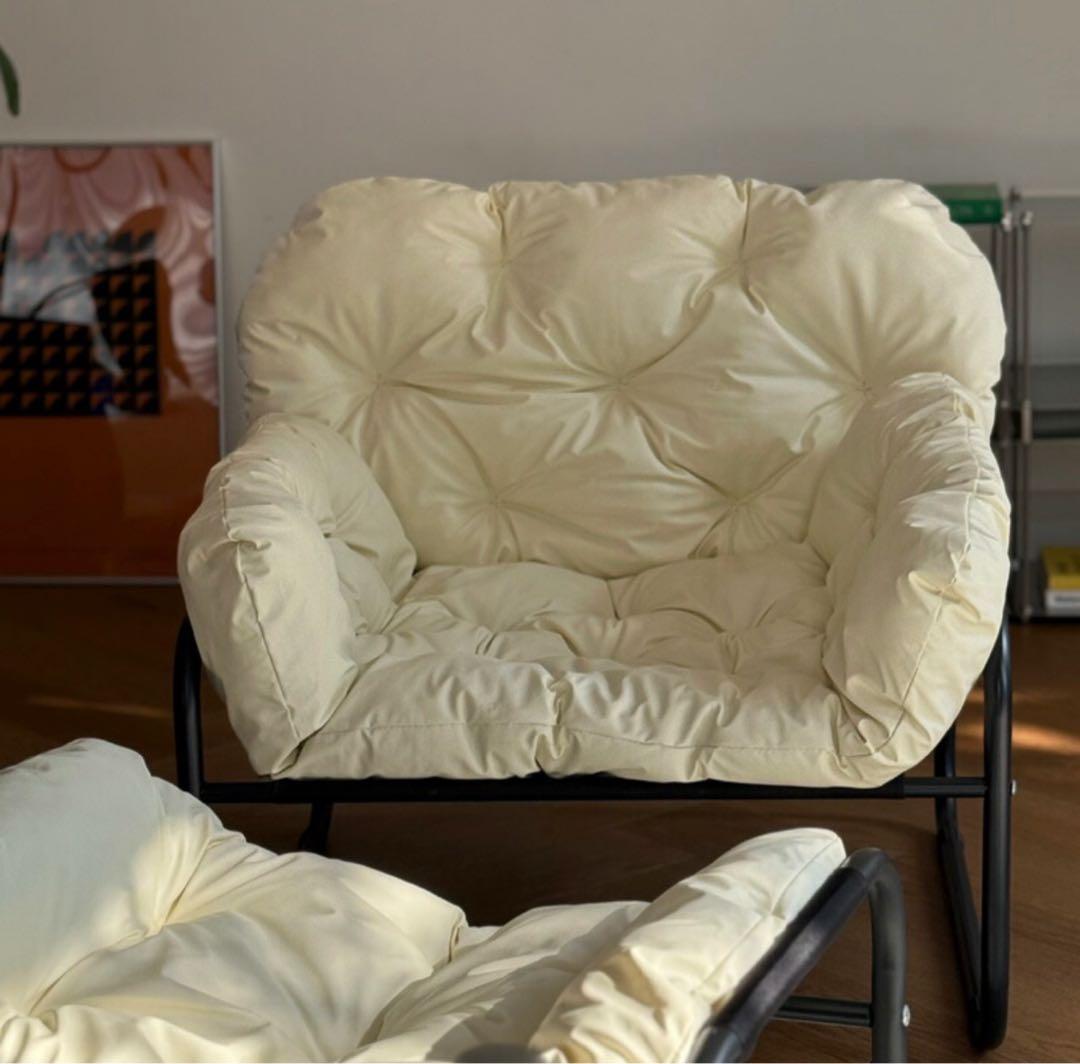 ブラックフレーム パテッド ラウンジチェア 1人掛けソファ オフホワイト