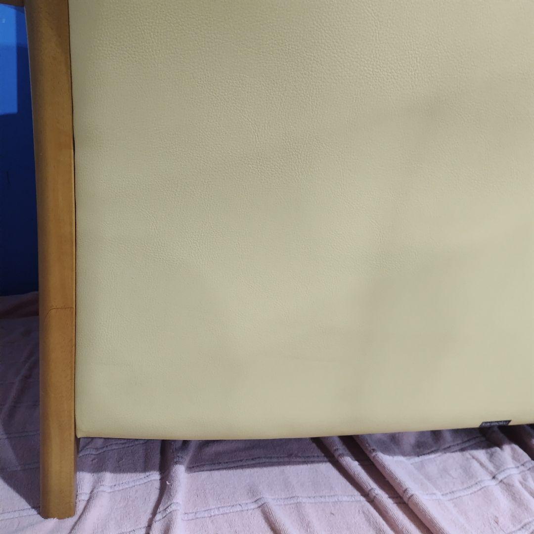 カリモク　KARIMOKU　2人掛けソファ　イエロー　木目　L1415