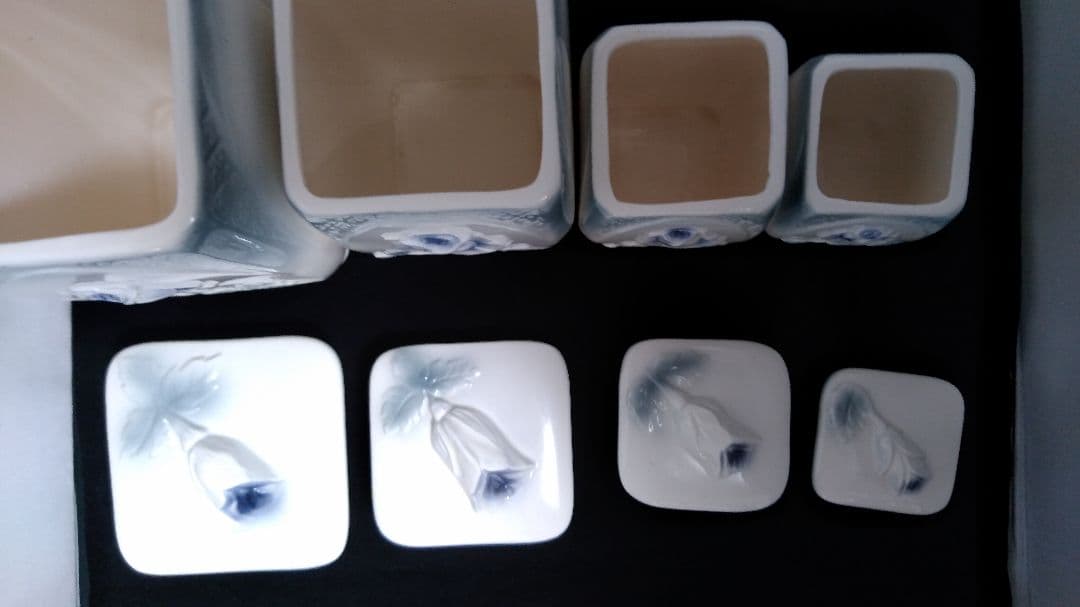 イマン　ジャンヌ　キャニスター