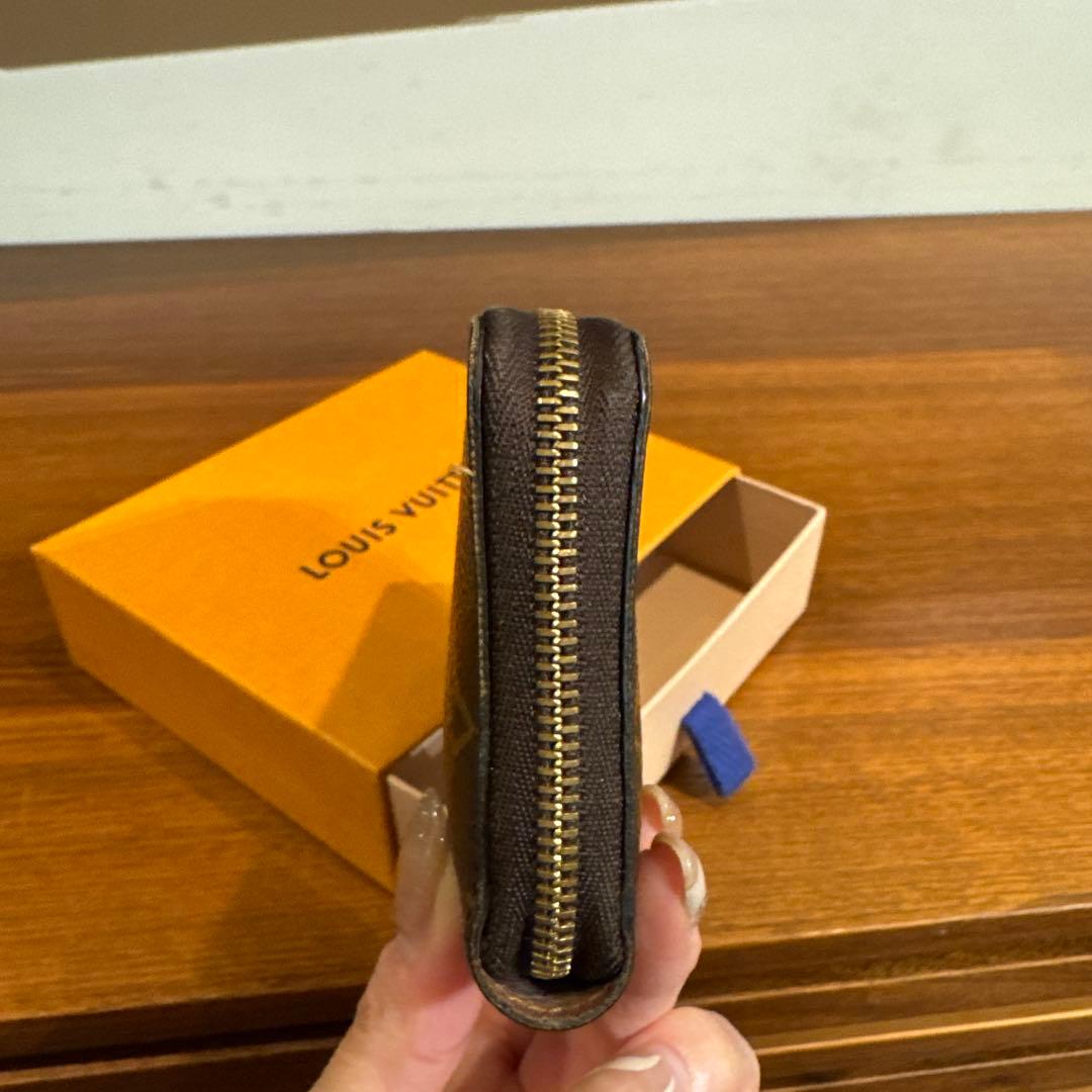 定価74800 Louis Vuitton モノグラム ジッピーケース