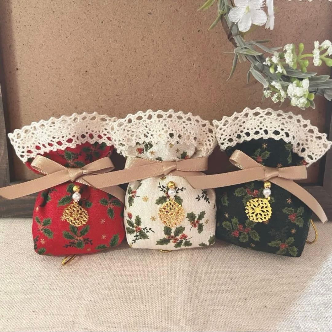 2411-29 ミニストラップサシェ 香り袋 2個組 ヒイラギ 緑 クリスマス