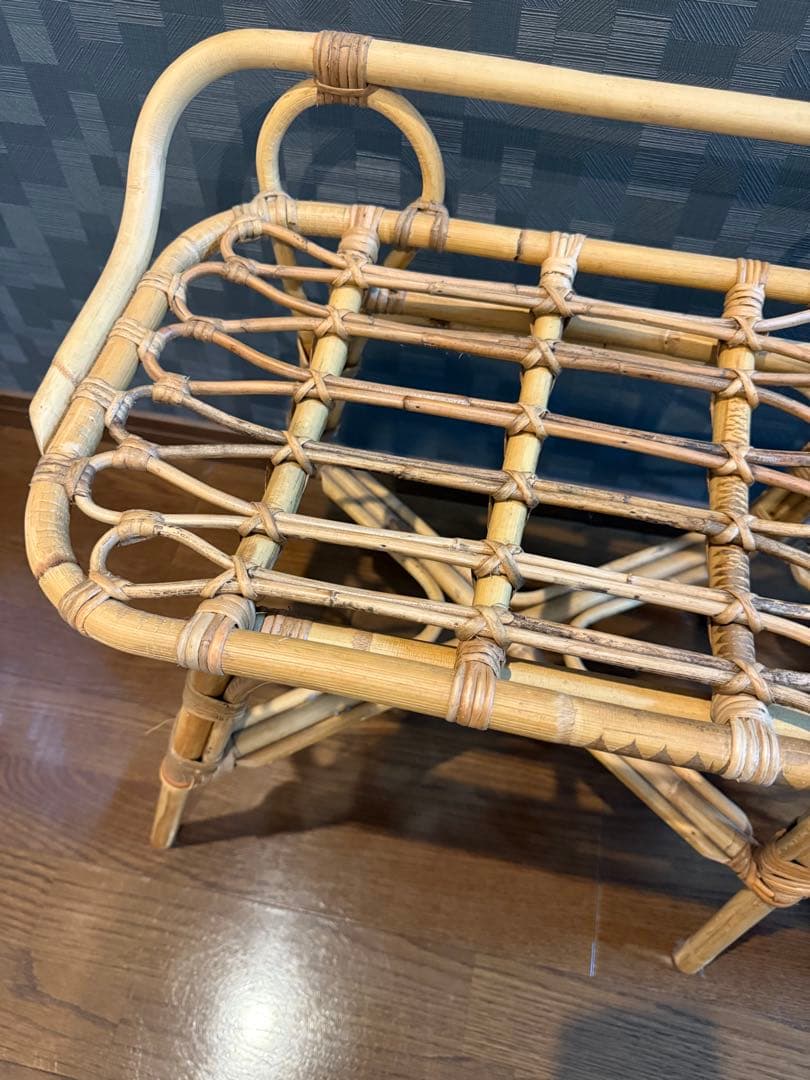 ラタンのスツール　飾り用　珍しい