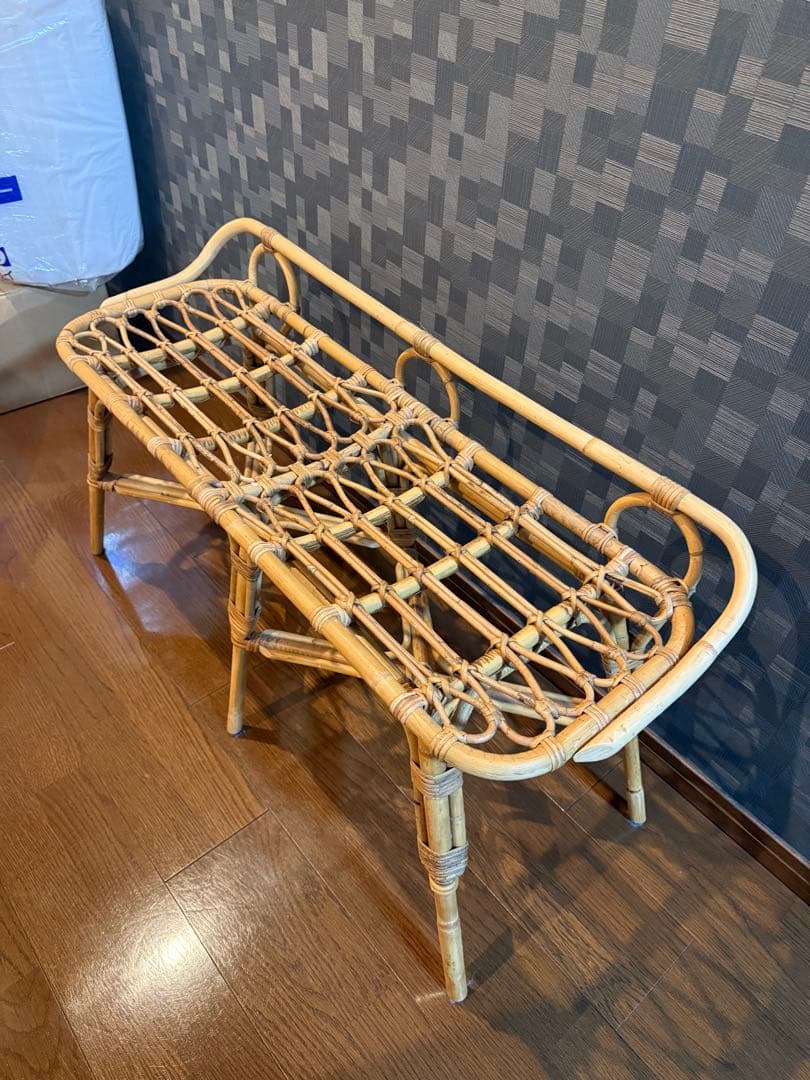 ラタンのスツール　飾り用　珍しい