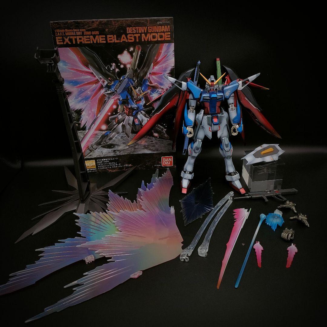 ガンダムSEED DESTINY　デスティニーガンダム　ガンプラMG 塗装完成品