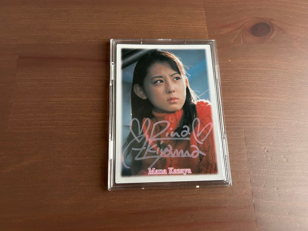 微色褪せ有）仮面ライダーアギト 風谷真魚 秋山莉奈 直筆サインカード