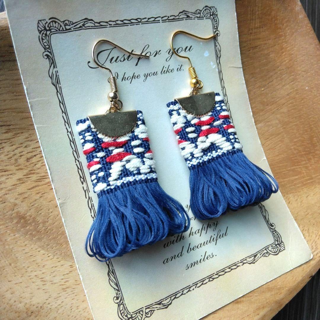 再販37　フリンジ　カラフル　ピアス　青　イヤリング　タッセル　アクセサリー