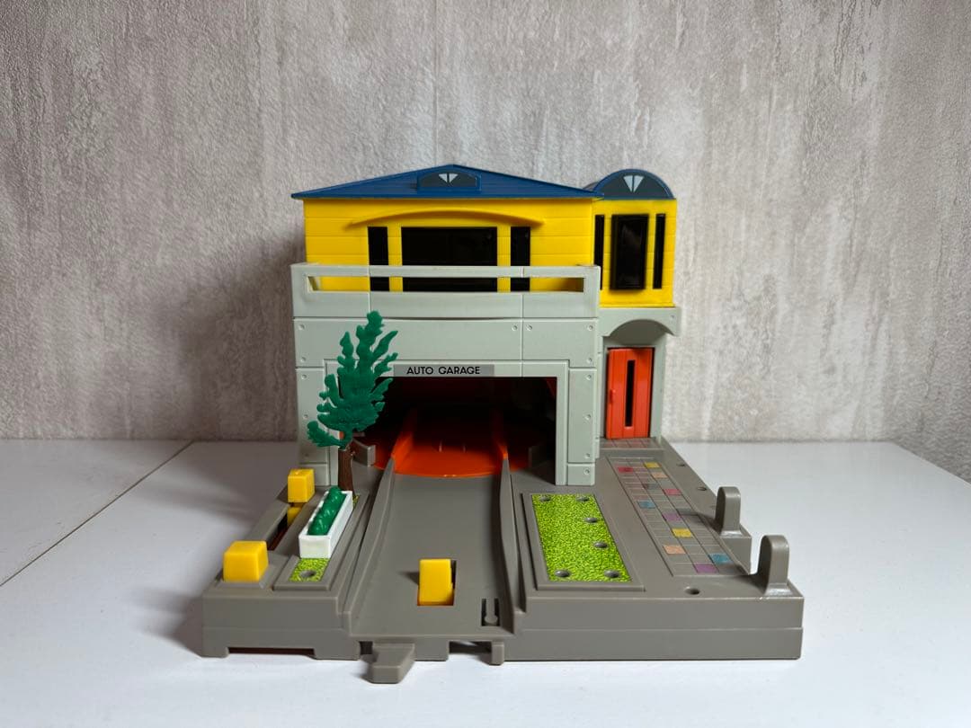 D-13 モータートミカ タウンハウス - メルカリ